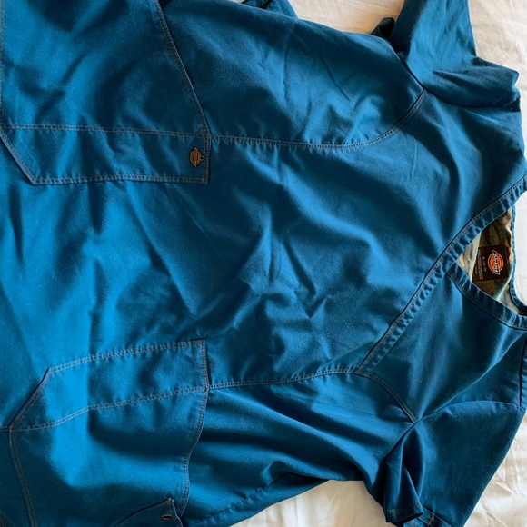 Scrub set - Picture 3 of 6